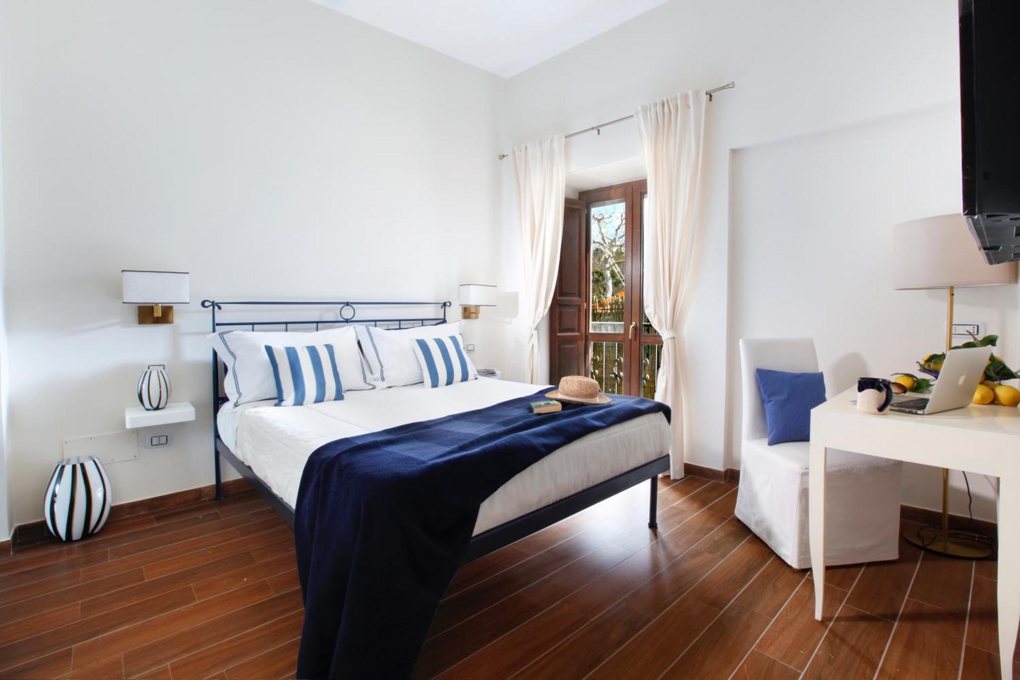 Maison Villa Angela Sant'Agata sui due Golfi Luaran gambar
